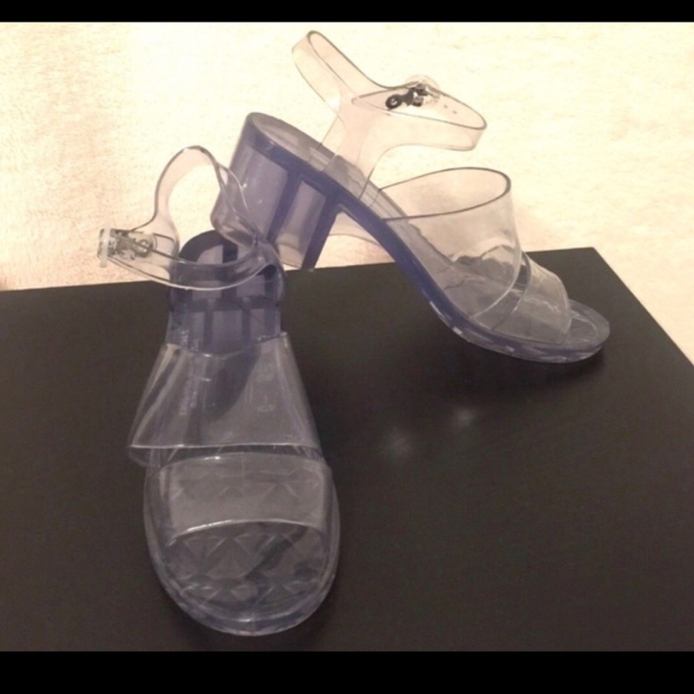 American Apparel Jellies